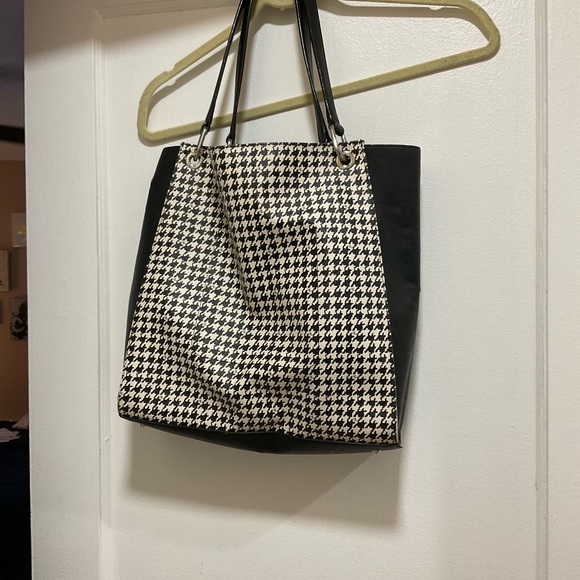 Ralph Lauren Tote - Picture 4 of 10